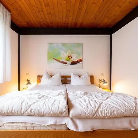 Ferienwohnpark Ferienhaus Sonnenschein Hébergement de vacances *